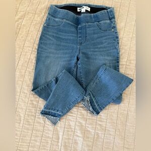 Old navy stretch size 6